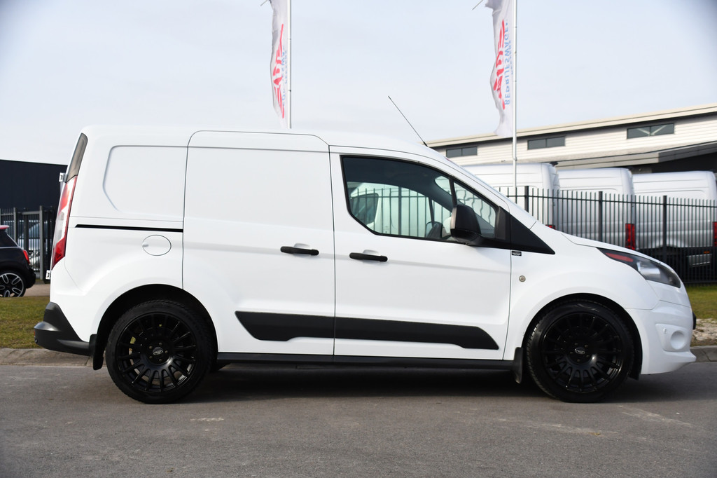 Ford Transit Connect 1.5 TDCI L1 PB Edition Cruise, 120pk, sensoren, Stoelverwarming, Trekhaak, Automaat, 3 zits, Airco, Uniek! 10
