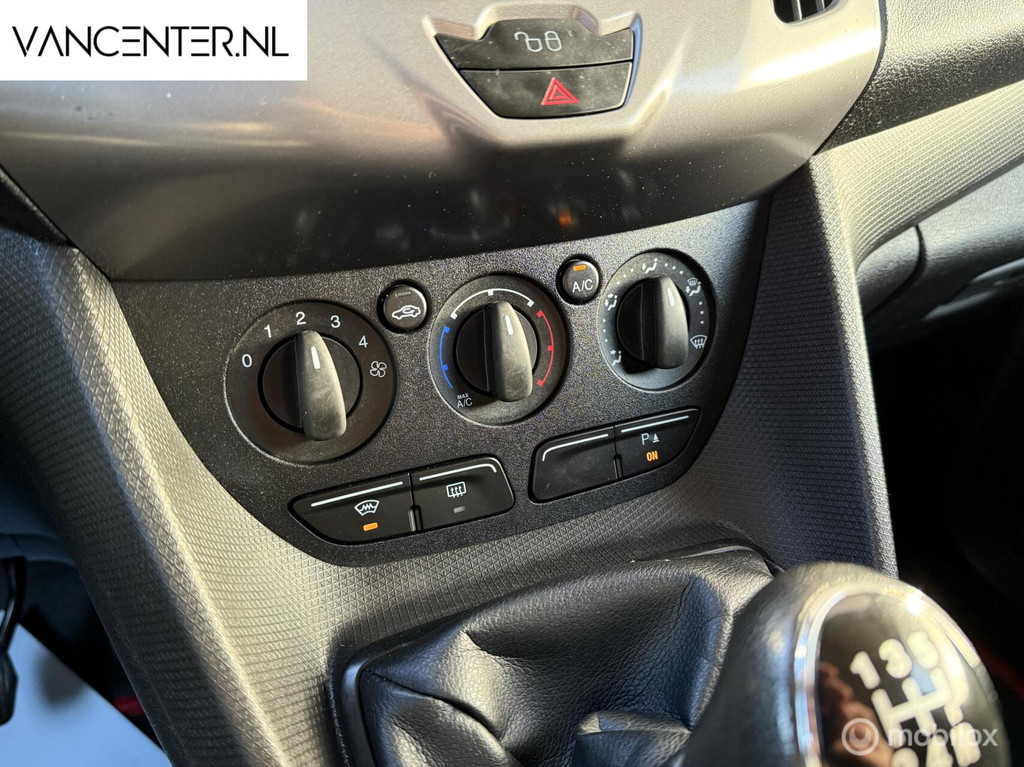 Ford Transit Connect 1.6 TDCI L1 Airco Trekhaak Zwart Bankje 11