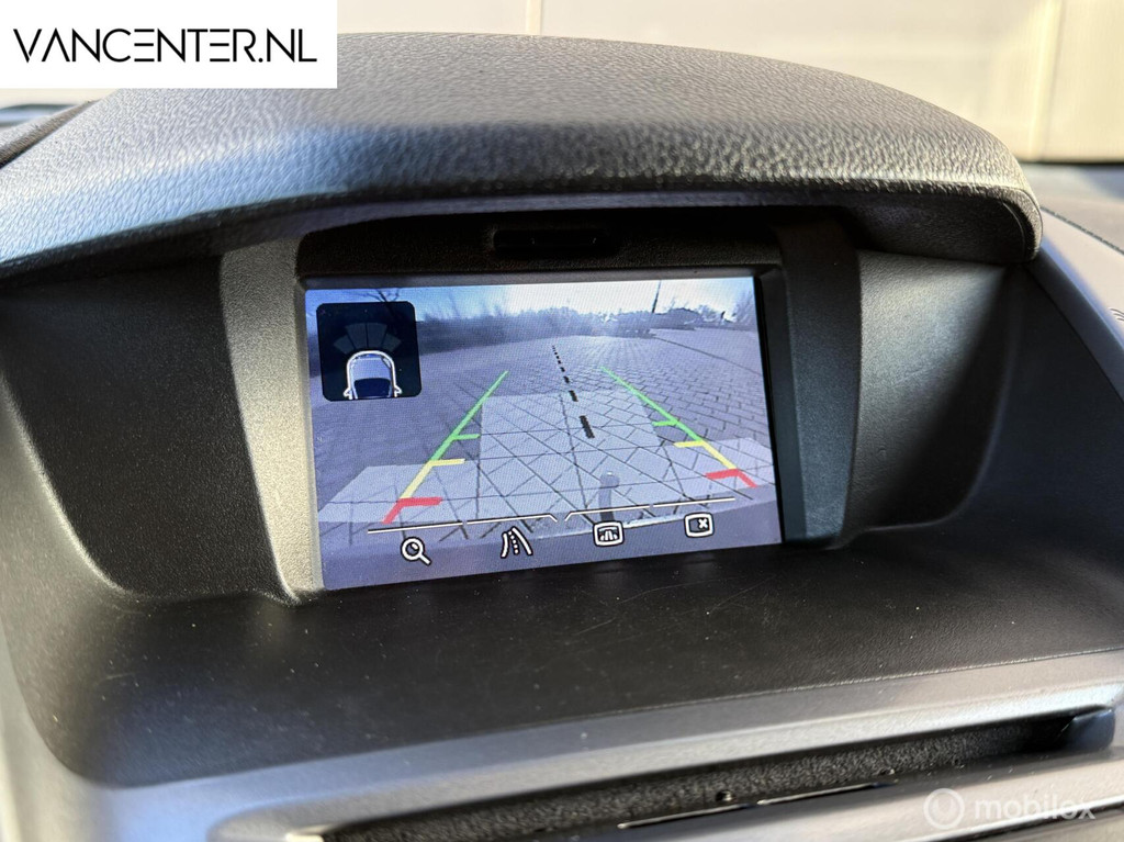 Ford Transit Connect 1.6 TDCI L1 Airco Trekhaak Zwart Bankje 13