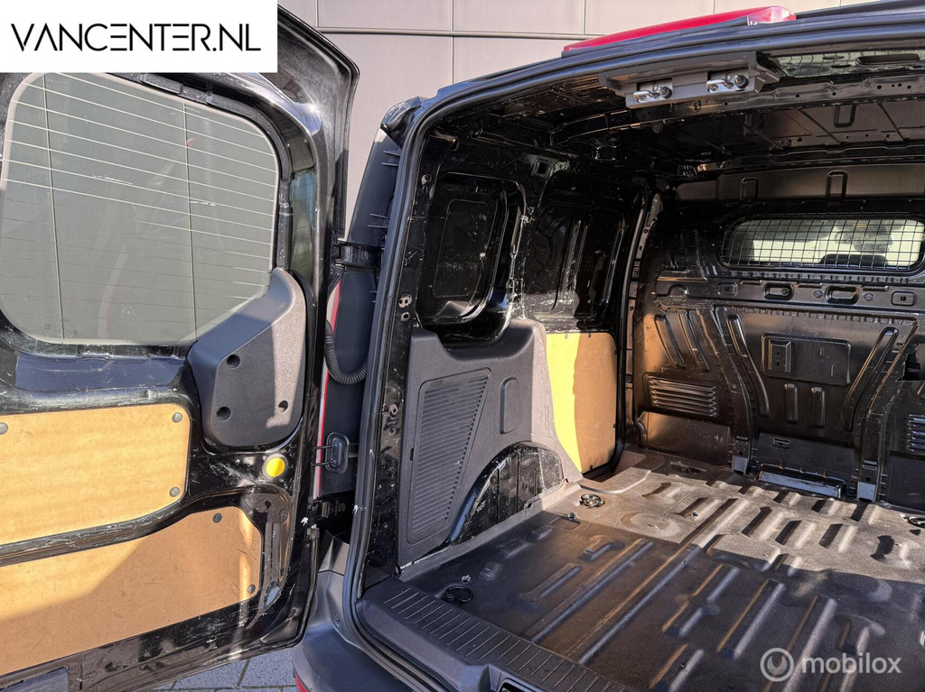 Ford Transit Connect 1.6 TDCI L1 Airco Trekhaak Zwart Bankje 19