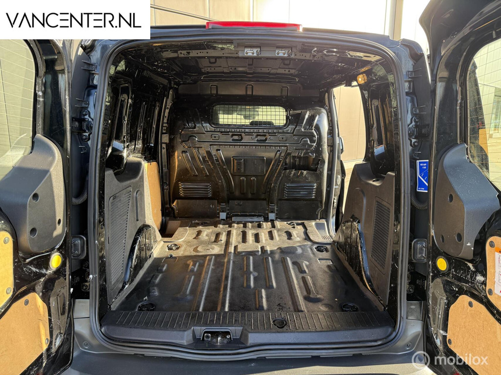 Ford Transit Connect 1.6 TDCI L1 Airco Trekhaak Zwart Bankje 6