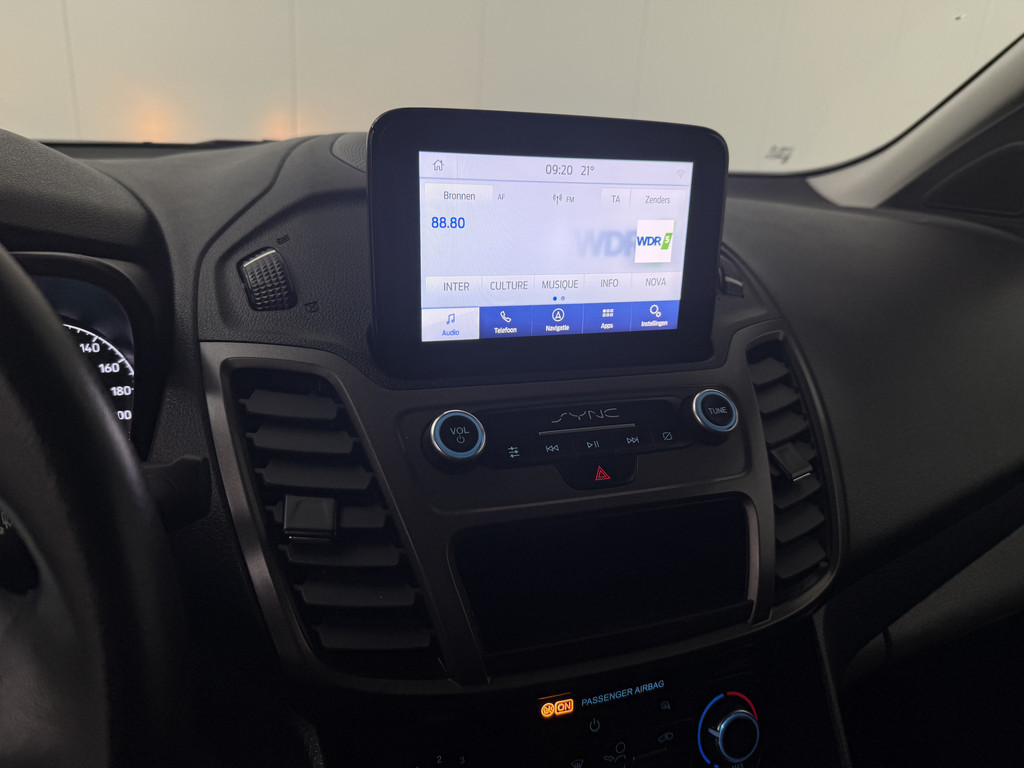Ford Transit Connect Benzine Business | Navigatie | Camera | Airco | Cruise 19