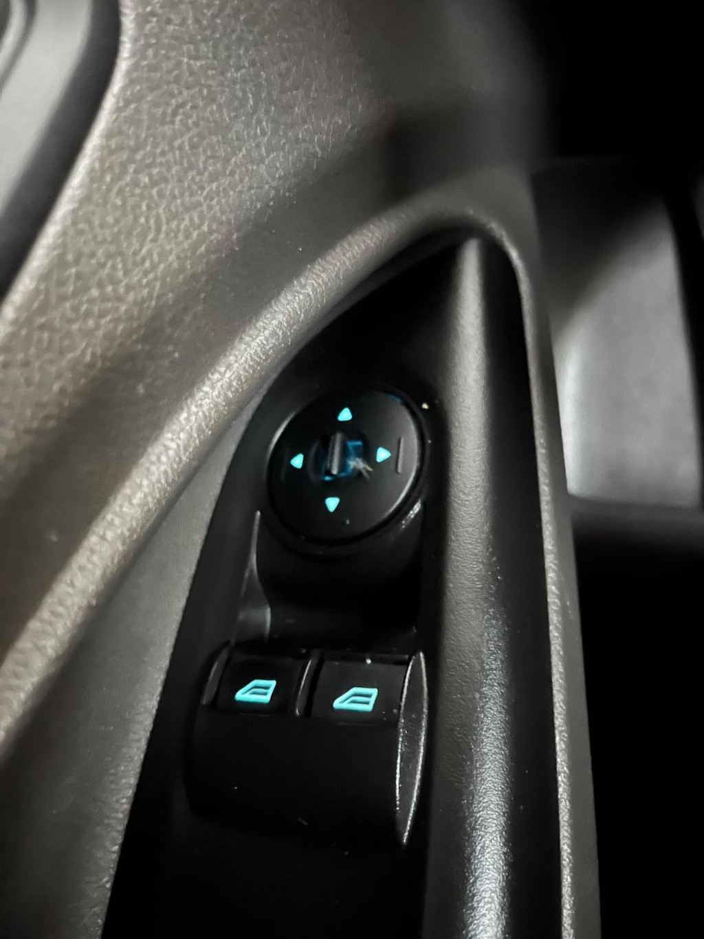 Ford Transit Connect L2H1 SERVICEWAGEN 1.5 EcoBlue 100pk euro6 Trend Imperiaal, Sortimo inrichting, Trekhaak, RIJKLAARPRIJS 18