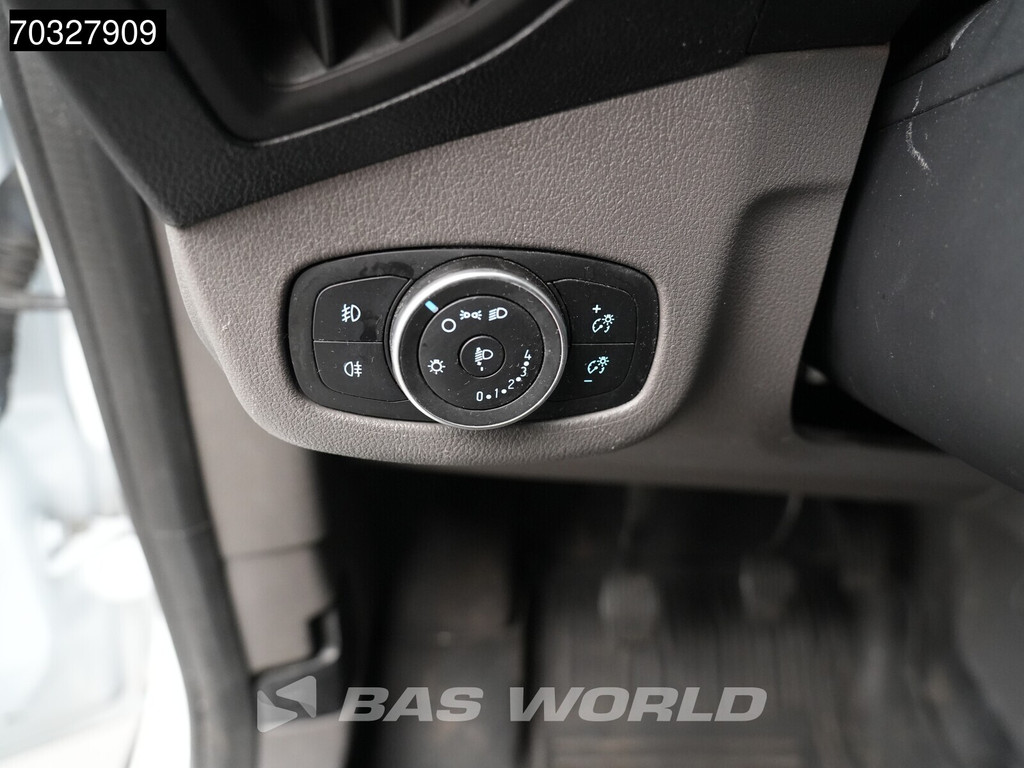 Ford Transit Connect 75pk Trekhaak L1H1 Airco Cruise Imperiaal APK 04-2027 Euro6 L1 Kompakt Airco Trekhaak Cruise control 20