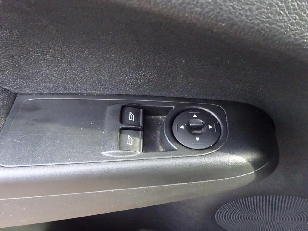 Ford Transit Courier 1.0 BENZINE Trend EcoBoost S&S 20