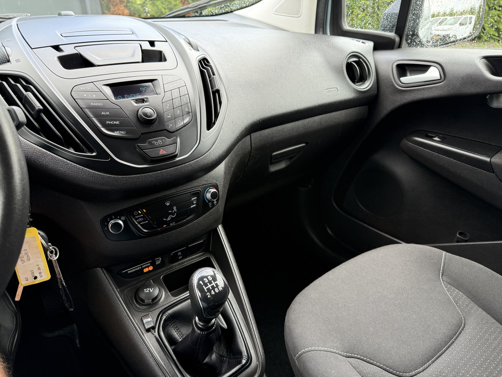 Ford Transit Courier 1.0 ECOBOOST TREND 100 PK / BENZINE! / 1e EIG. / BPM VRIJ !! / AIRCO / PDC / ZEER NETJES! 12