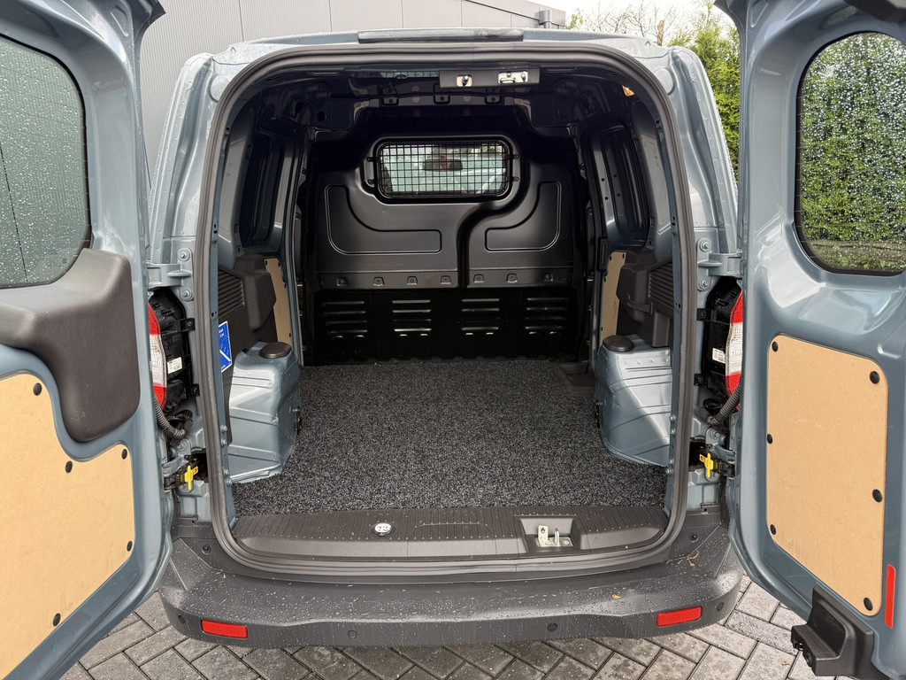 Ford Transit Courier 1.0 ECOBOOST TREND 100 PK / BENZINE! / 1e EIG. / BPM VRIJ !! / AIRCO / PDC / ZEER NETJES! 8