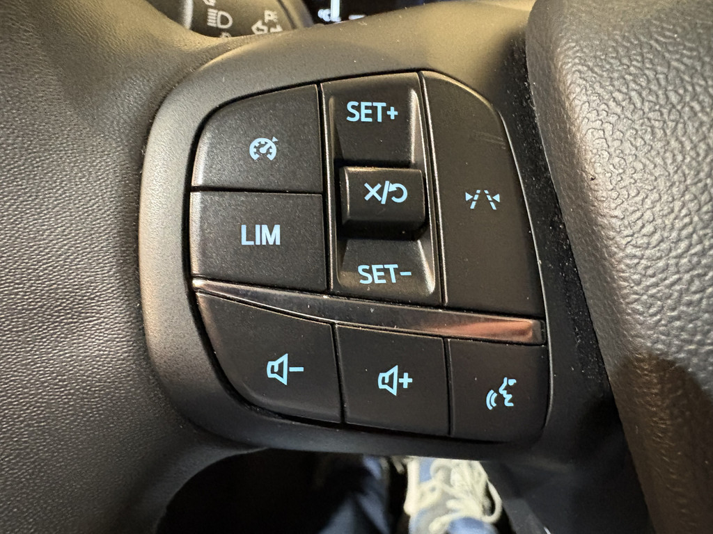 Ford Transit Courier 1.0 EcoBoost Trend Benzine / Winterpack / Airco / Cruisecontrol / Carplay / Camera / 13.100 KM !! 8