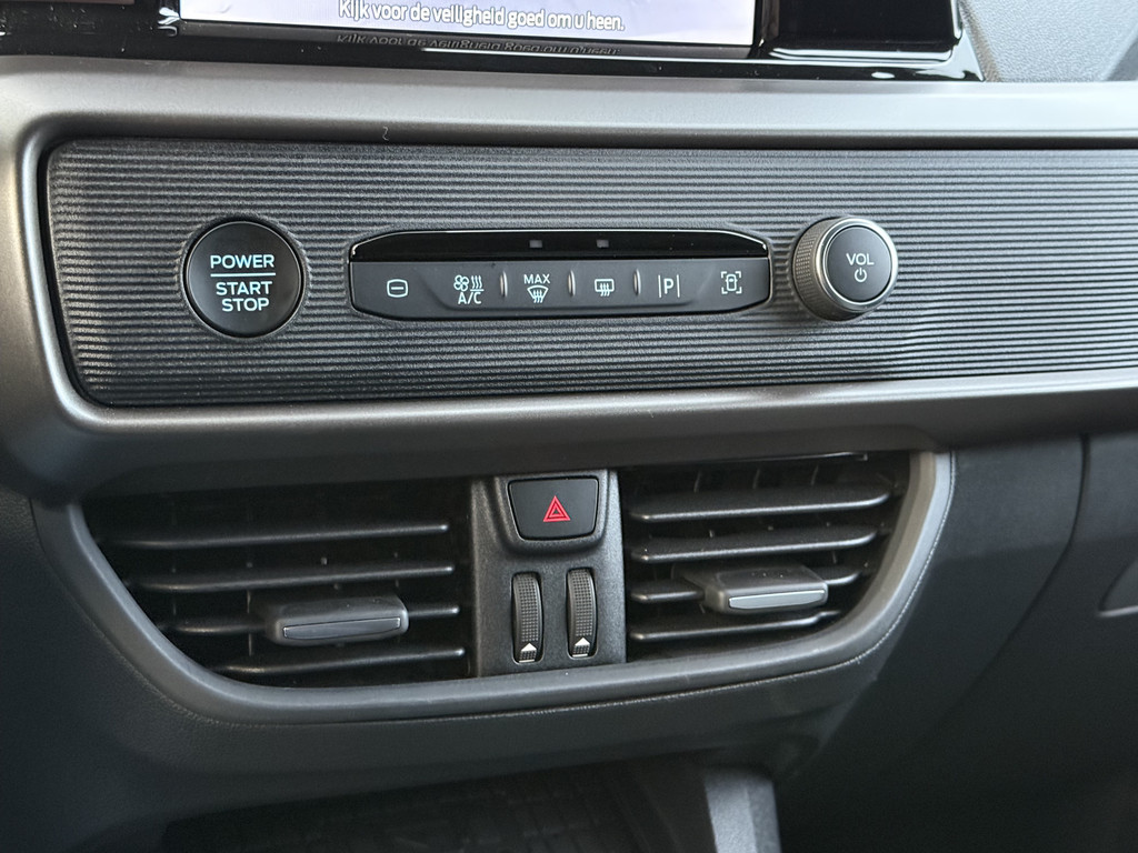 Ford Transit Courier 1.0 Ecoboost Limited BENZINE / L1H1 / UNIEK 2.119 KM!! / 4 JAAR GAR !! / ADAPTIVE CRUISE / CAMERA / LANE ASSIST / CARPLAY 16