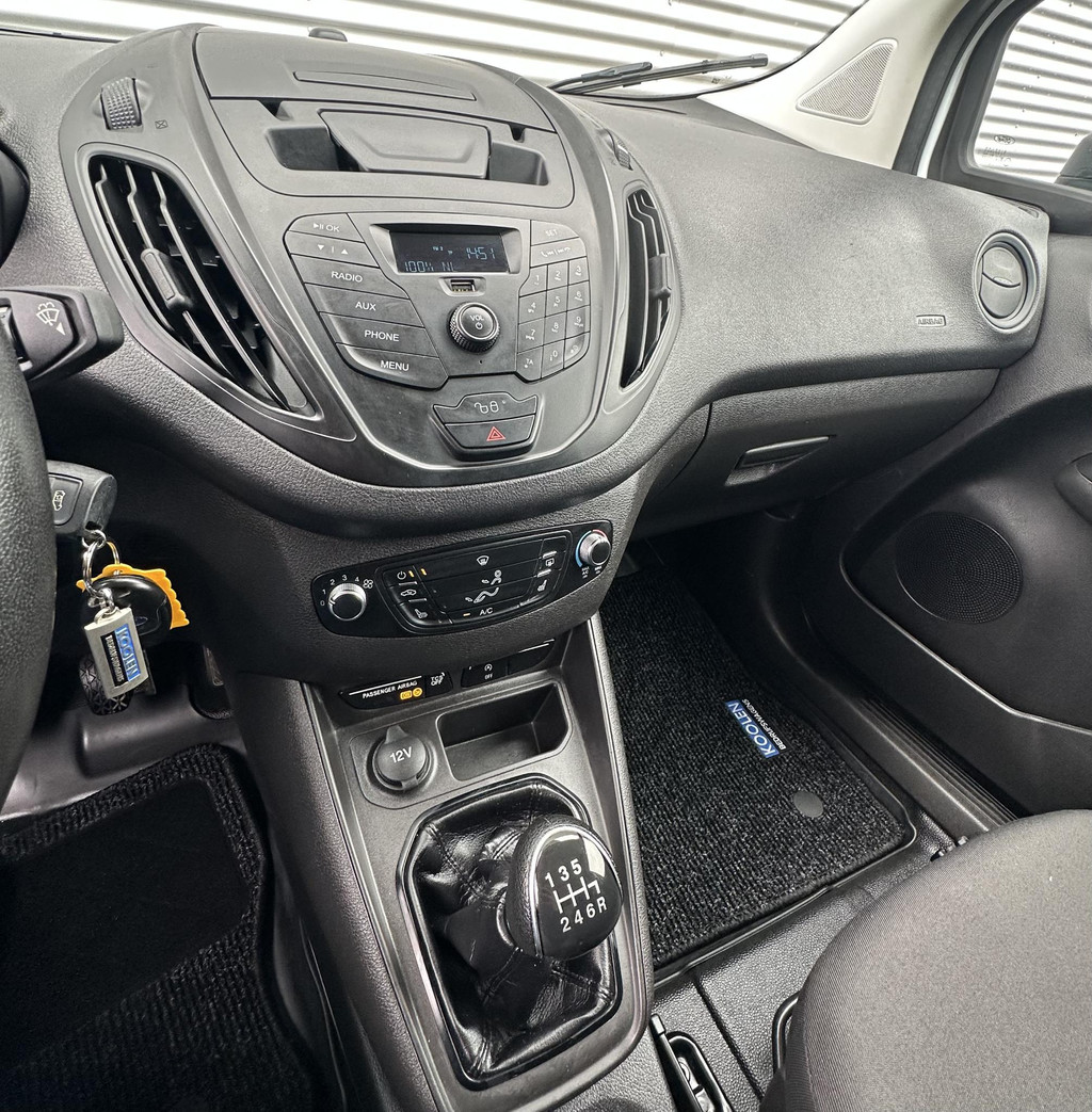 Ford Transit Courier 1.0 Trend Benzine 10