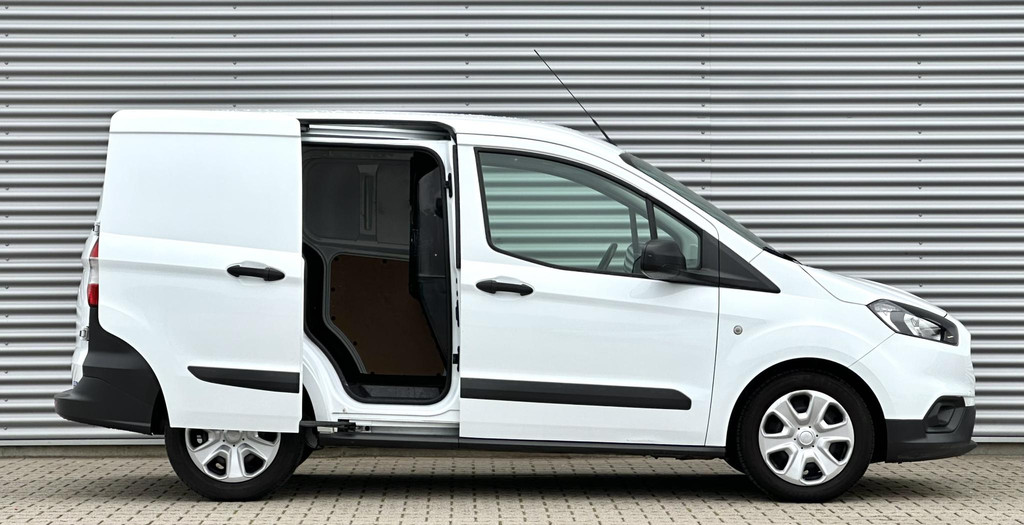 Ford Transit Courier 1.0 Trend Benzine 3