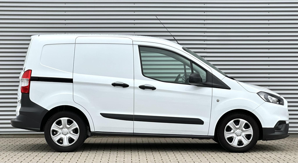 Ford Transit Courier 1.0 Trend Benzine 6