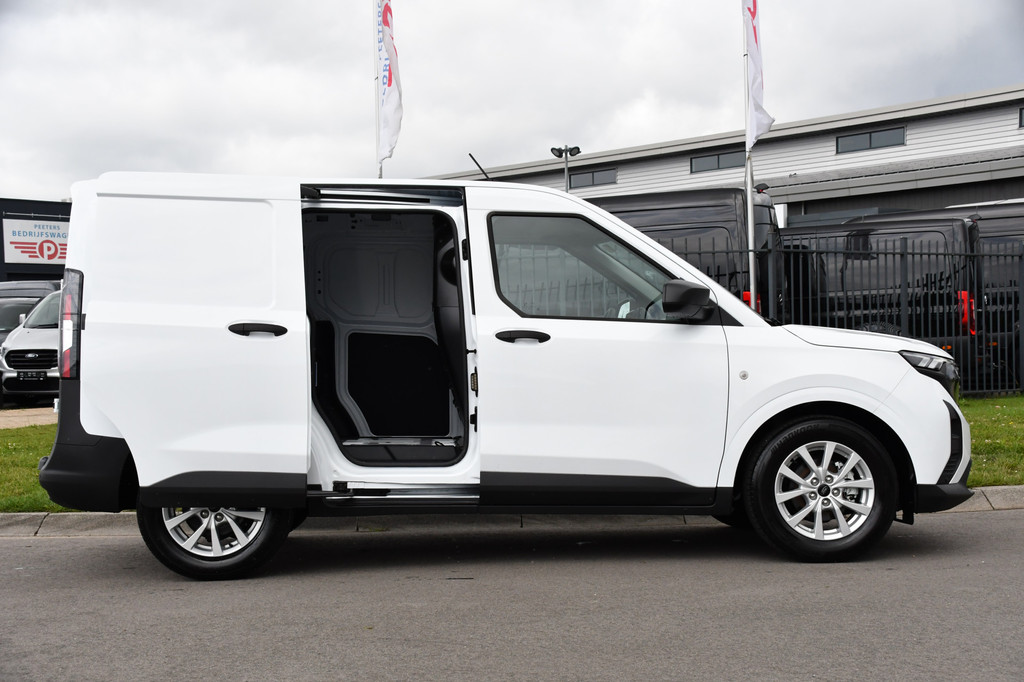 Ford Transit Courier 1.5 EcoBlue PB Edition Virtual, Camera, Cruise, Carplay, 100pk, Led, Multimedia, Trekhaak, Sensoren, Uniek! 11