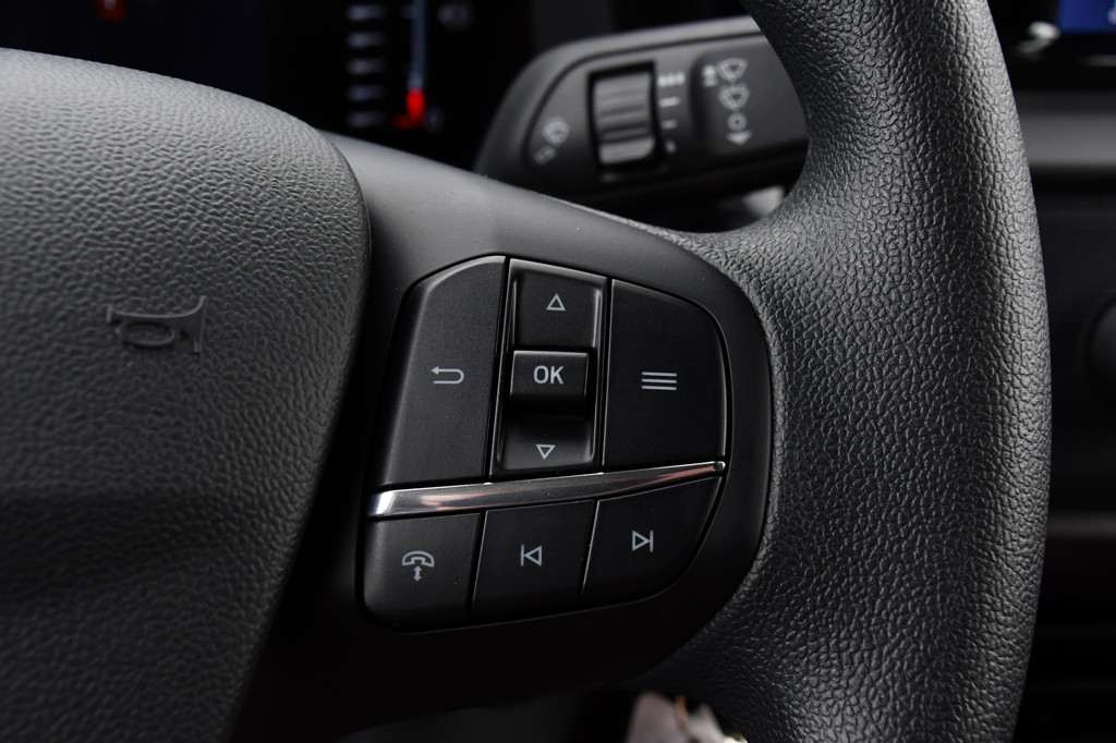 Ford Transit Courier 1.5 EcoBlue PB Edition Virtual, Camera, Cruise, Carplay, 100pk, Led, Multimedia, Trekhaak, Sensoren, Uniek! 19