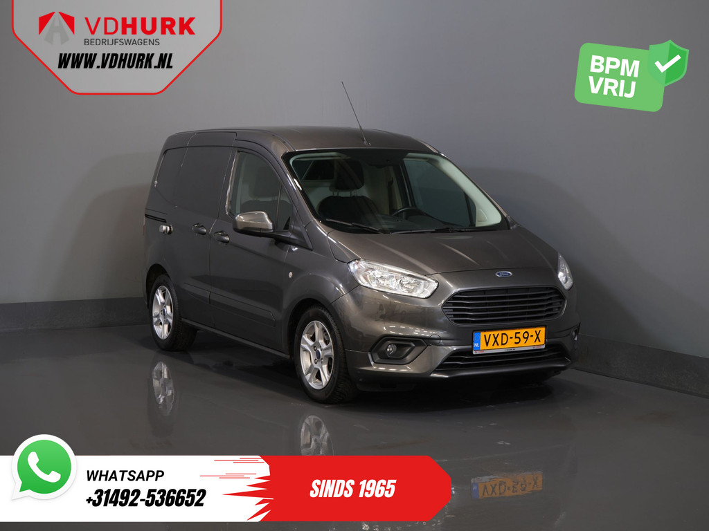 Ford Transit Courier 1.5 TDCI 100 pk Limited Stoelverw./ Voorruitverw./ Navi/ Carplay/ Camera/ Climate/ PDC/ LMV/ Cruise/ Trekhaak