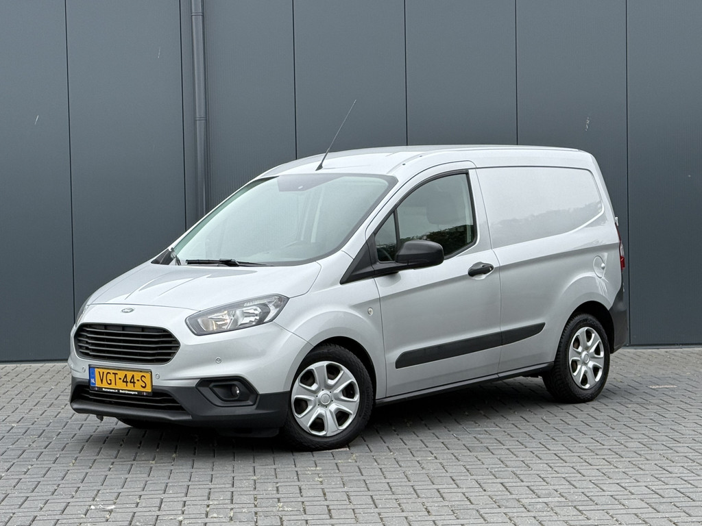 Ford Transit Courier 1.5 TDCI / 1e EIGENAAR / 23.338 KM!! / AIRCO / PDC / NAVI / DAB 2