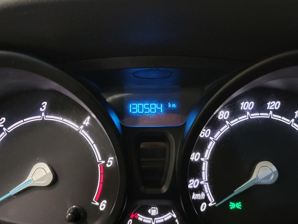 Ford Transit Courier 1.5TDCI Euro 6! 9