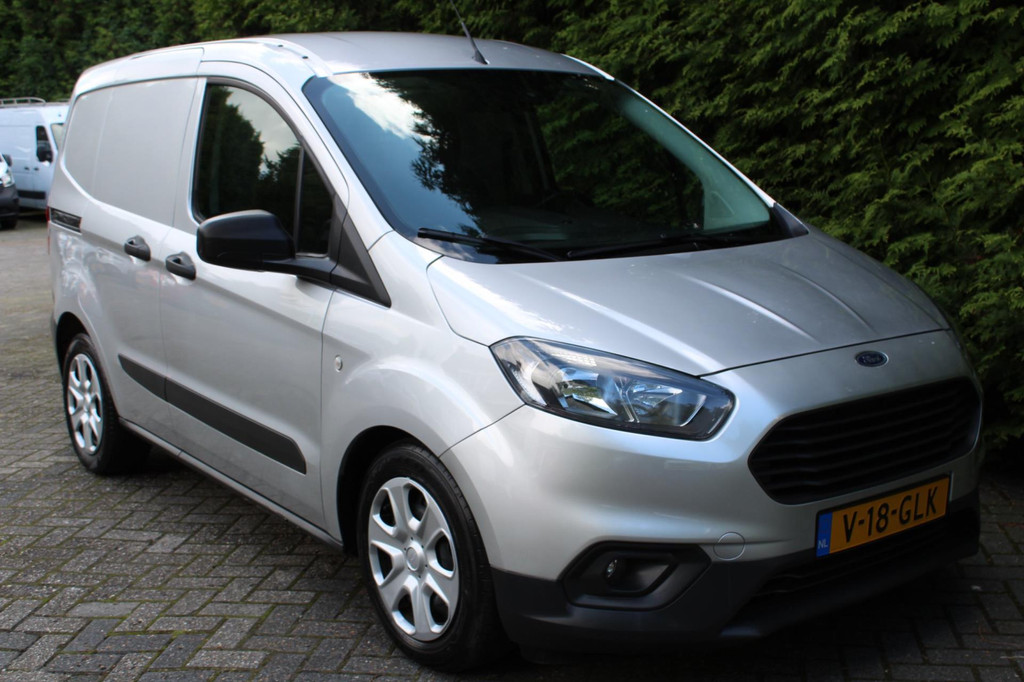Ford Transit Courier 1.5 TDCI Trend Duratorq S&S 75PK | Airco | Stoelverwarming | PDC | Achterklep met raam 12