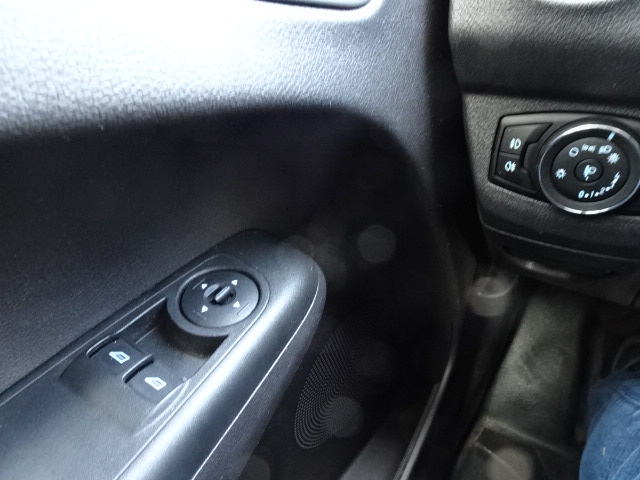 Ford Transit Courier 1.6 TDCI Trend airco schuifdeur 19