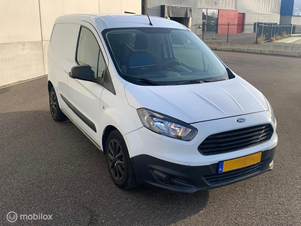 Ford Transit Courier AIRCO EURO 6 EUR 3999,- +21% BTW / TAX 11