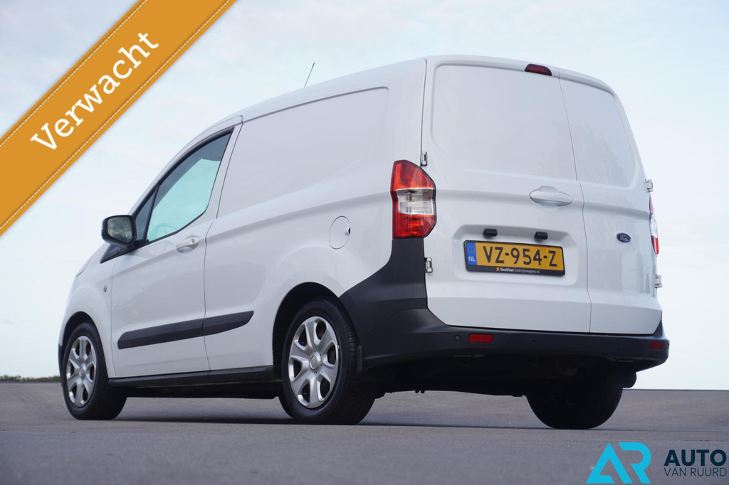 Ford Transit Courier * Benzine * Koelauto * Koelwagen * Koel 17