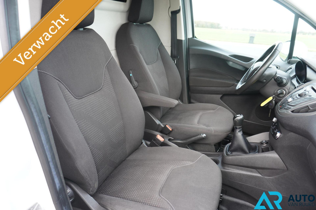 Ford Transit Courier * Benzine * Koelauto * Koelwagen * Koel 7