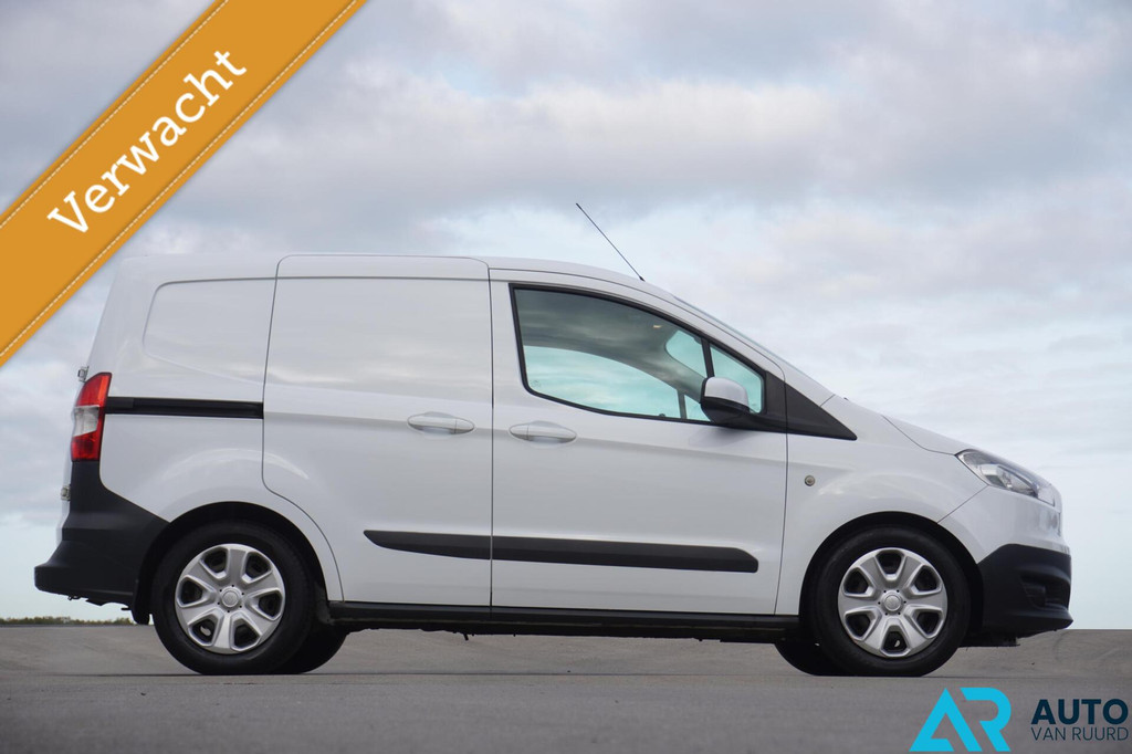 Ford Transit Courier * Benzine * Koelauto * Koelwagen * Koel 9