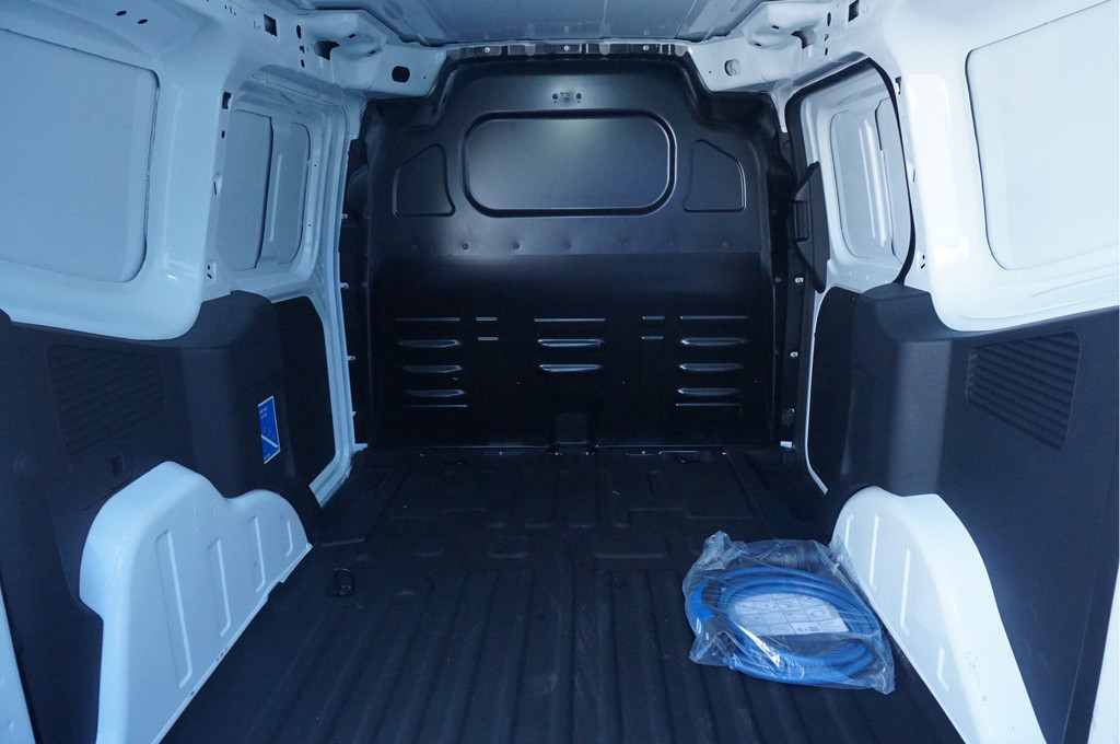 Ford Transit Courier Trend Elektrisch 44 kWh 136PK Apple CP/Android A, Camera, Stoel/Stuur verwarming 2x Schuifdeur!! Nr. 01* 7