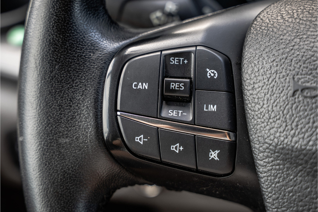Ford Transit Custom 2.0 EcoBlue L2H1 | 130PK | Volledig Ingericht | LED | Cruise | PDC | Airco | Trekhaak 18