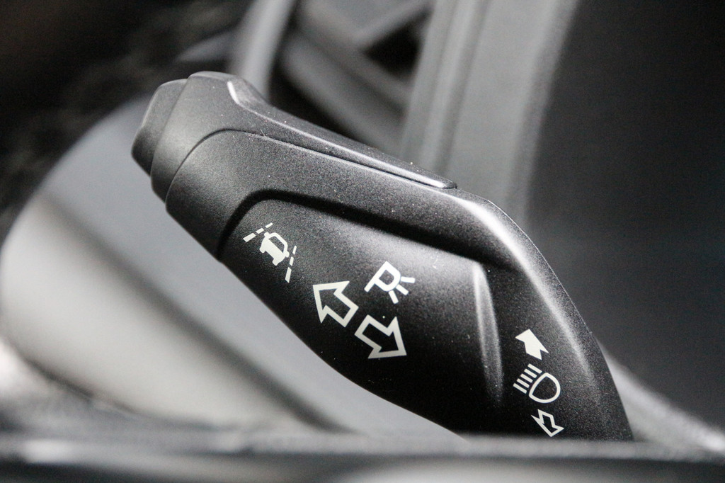 Ford Transit Custom 2.0 TDCI 130 | Aut. | Stoelverw. | Camera | Cruise | Airco.. 15