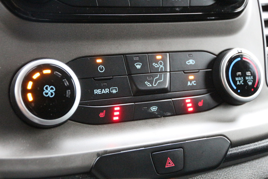 Ford Transit Custom 2.0 TDCI 130 | Aut. | Stoelverw. | Camera | Cruise | Airco.. 16