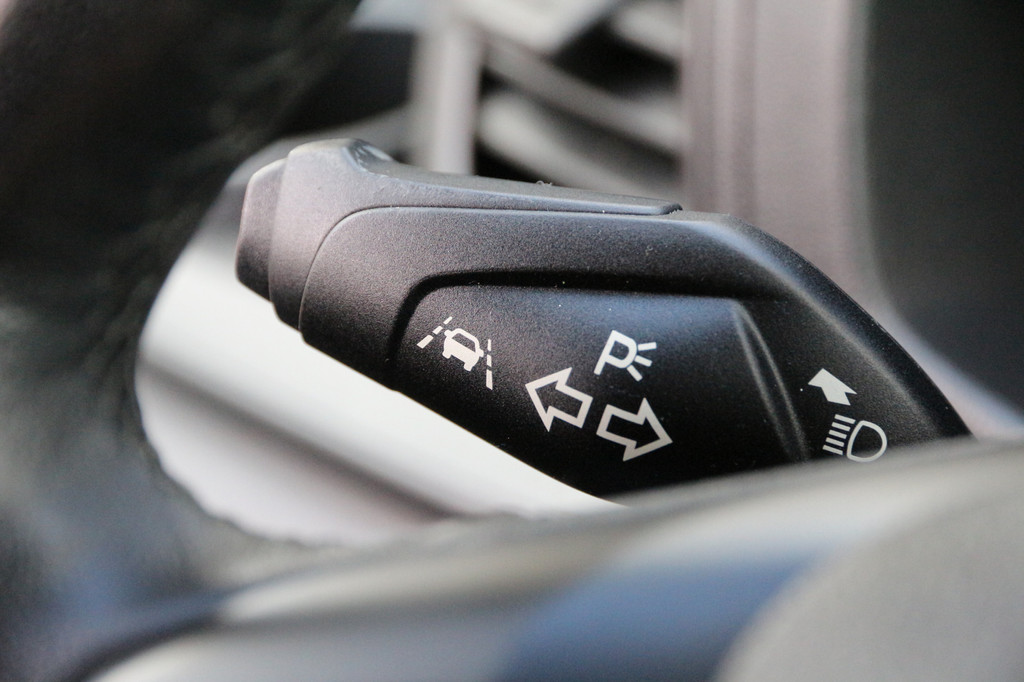 Ford Transit Custom 2.0 TDCI 130 | Aut. | Stoelverw. | Camera | Cruise | Airco.. 17