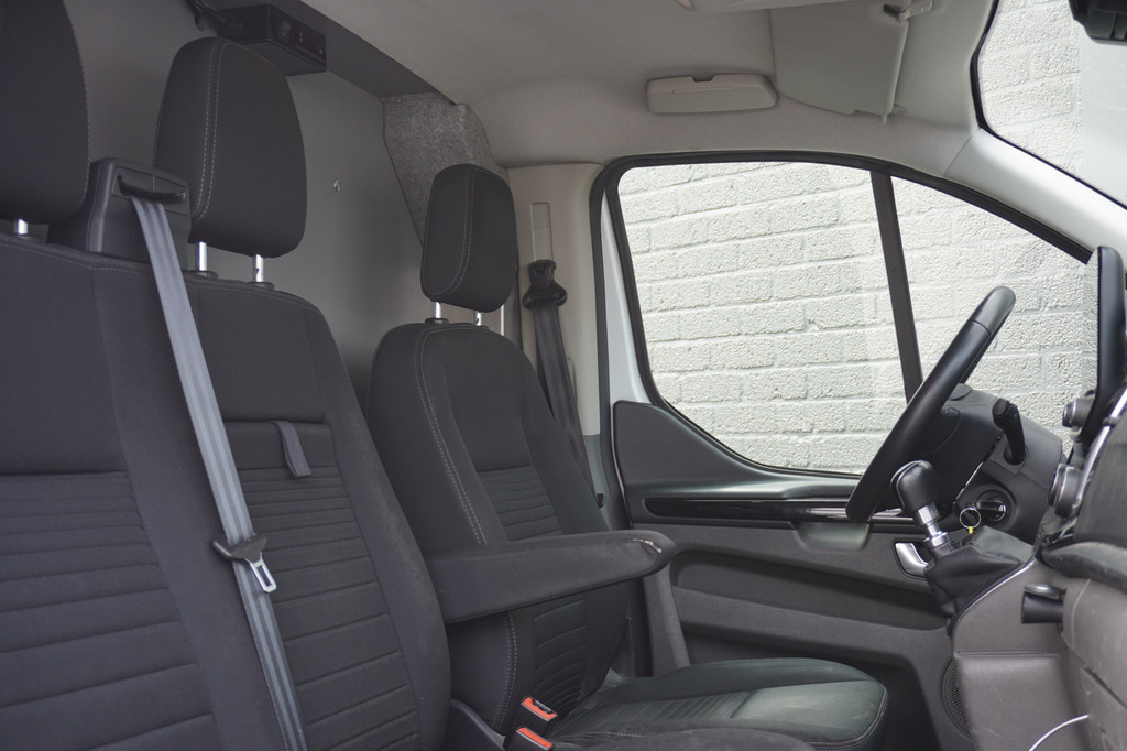 Ford Transit Custom 2.0 TDCI 130PK 2xSchuifdeur EURO 6 - Airco - Navi - Cruise - € 12.950,- Excl. 5