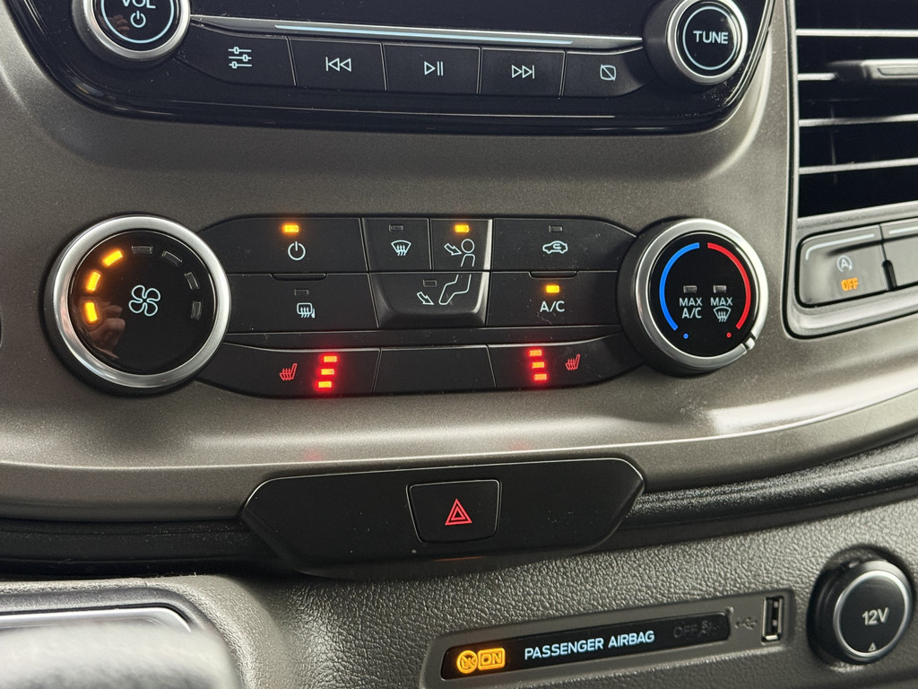 Ford Transit Custom 2.0 TDCI 130 PK AUTOMAAT / L1H1 / TREKHAAK / CRUISE / NAVI / CAMERA / LED / ACHTERKLEP 18