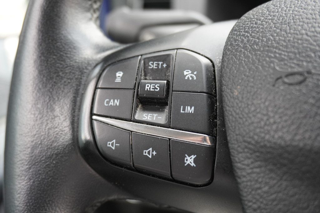 Ford Transit Custom 2.0 TDCI 130PK Automaat 2x Schuifdeur EURO 6 - Airco - Navi - Cruise - PDC - € 15.900,- Excl. 18