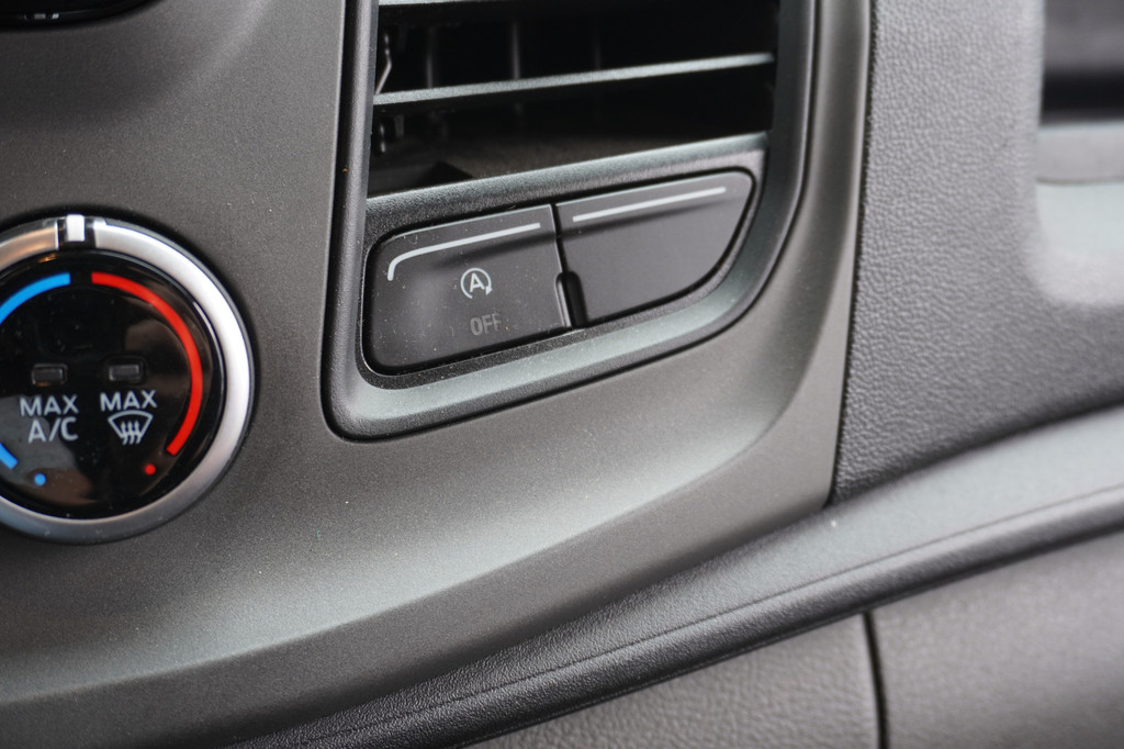 Ford Transit Custom 2.0 TDCI 130PK Automaat L2 EURO 6 - Airco - Navi - ACC - â¬12.900,- Excl. 15