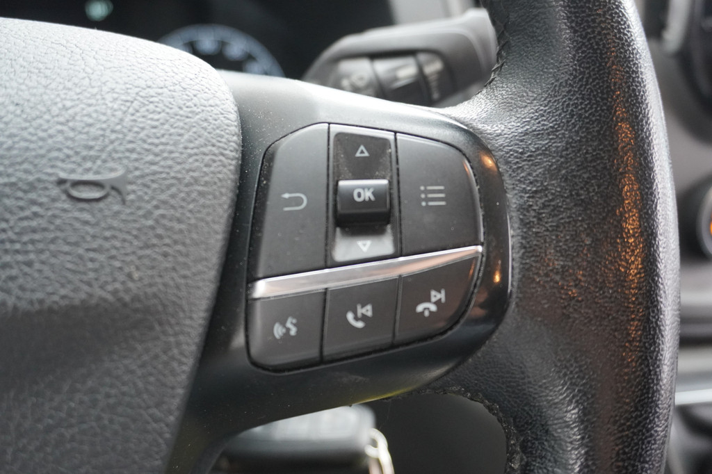 Ford Transit Custom 2.0 TDCI 130PK Automaat L2 EURO 6 - Airco - Navi - ACC - â¬12.900,- Excl. 18