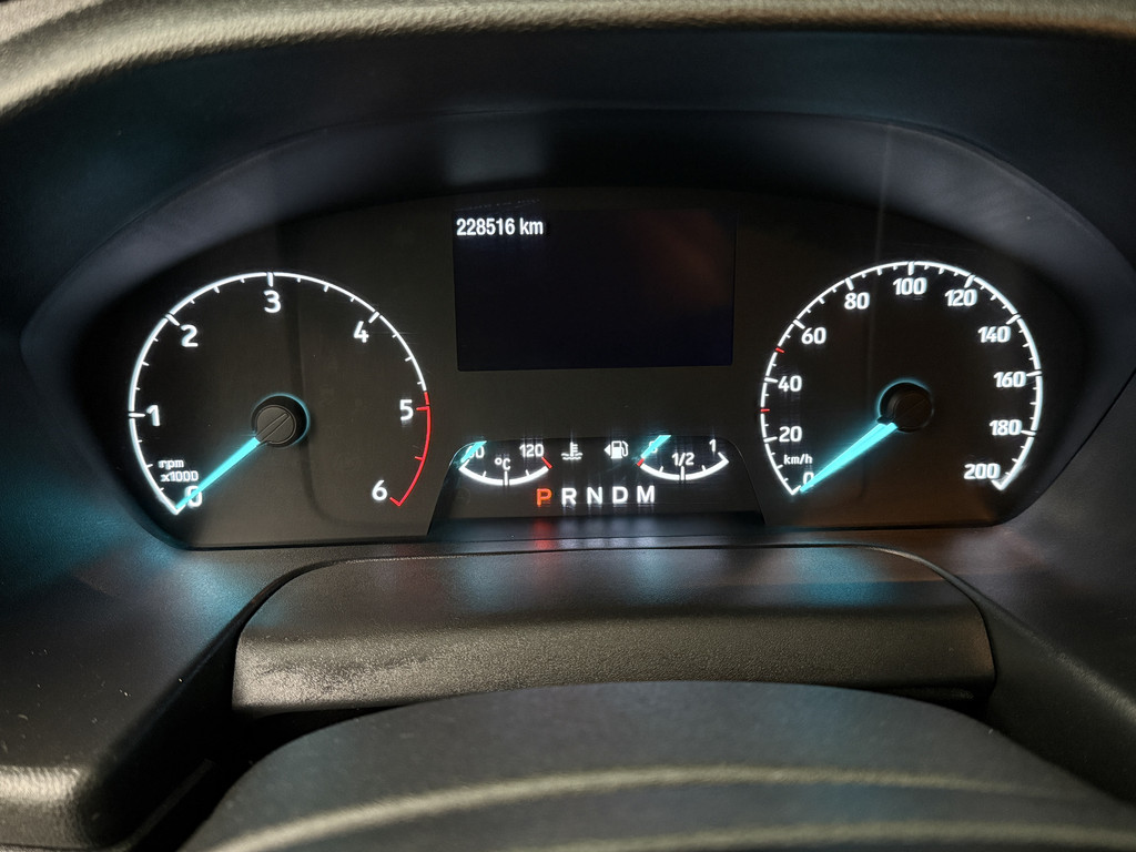 Ford Transit Custom 2.0TDCI 130PK Automaat Lang Limited Dubbele Cabine | Navigatie | Camera | Imperiaal | Trekhaak 9