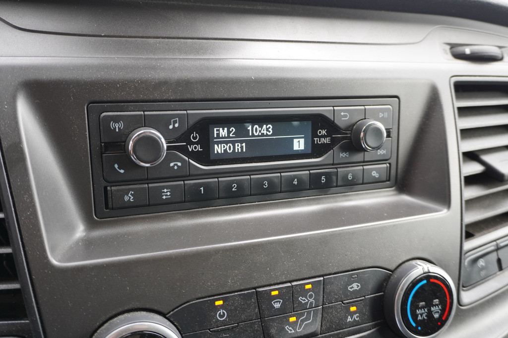 Ford Transit Custom 2.0 TDCI 130PK EURO 6 - Airco - Cruise - PDC - ⬠9.950,- Excl. 11