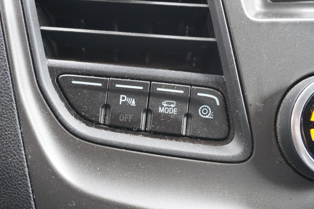 Ford Transit Custom 2.0 TDCI 130PK EURO 6 - Airco - Cruise - PDC - ⬠9.950,- Excl. 13