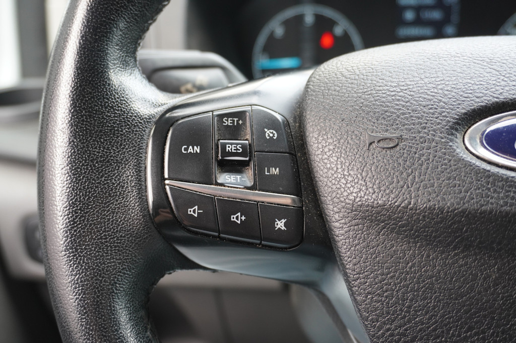 Ford Transit Custom 2.0 TDCI 130PK EURO 6 - Airco - Cruise - PDC - ⬠9.950,- Excl. 14