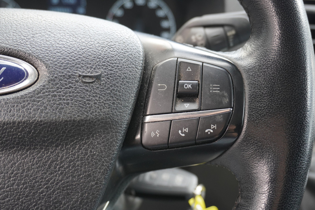 Ford Transit Custom 2.0 TDCI 130PK EURO 6 - Airco - Cruise - PDC - ⬠9.950,- Excl. 15