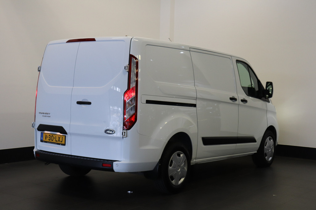 Ford Transit Custom 2.0 TDCI 130PK EURO 6 - Airco - Navi - Cruise - € 13.950,- Excl. 2