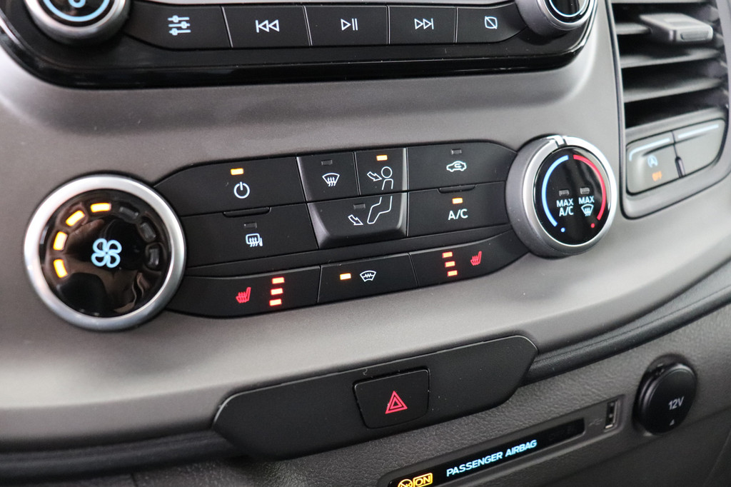 Ford Transit Custom 2.0 TDCI 130PK EURO 6 - Airco - Navi - Cruise - Stoelverwarming - ⬠13.900,- Excl. 15