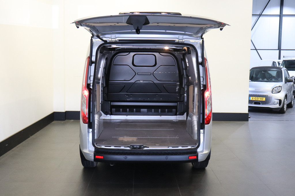 Ford Transit Custom 2.0 TDCI 130PK EURO 6 - Airco - Navi - Cruise - Stoelverwarming - ⬠13.900,- Excl. 8