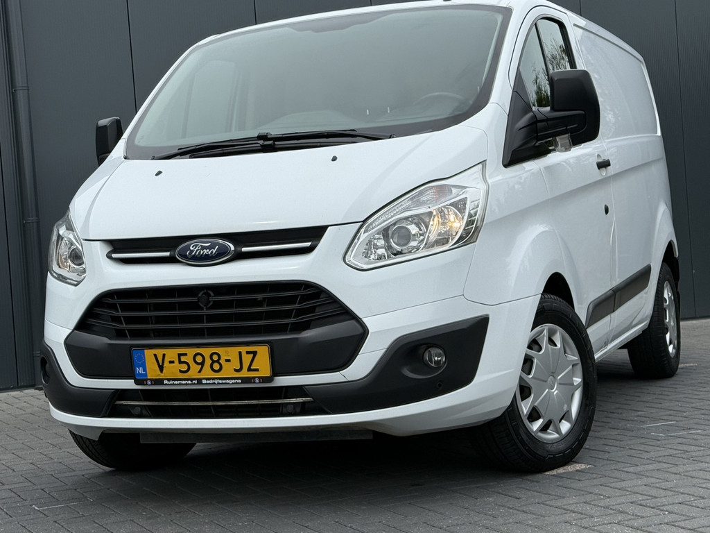 Ford Transit Custom 2.0 TDCI 130 PK / L1H1 / TREND / 2.5 TONS TREKHAAK / AIRCO / CRUISE / NAVI / INRICHTING / 3-ZITS 19