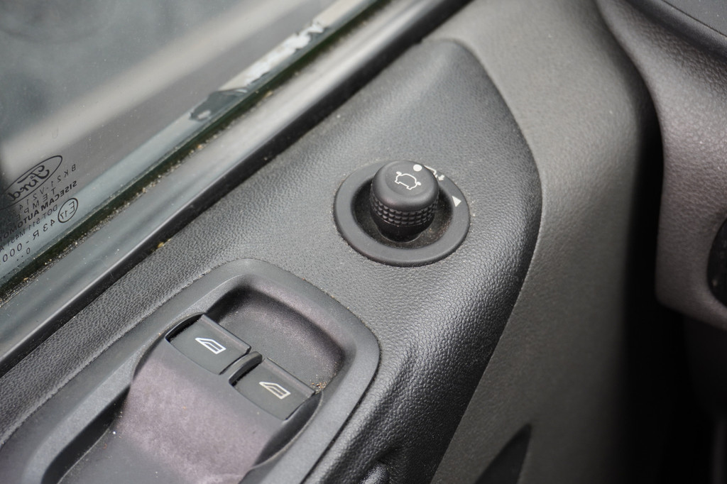 Ford Transit Custom 2.0 TDCI 130PK L2 - EURO 6 - Airco - Navi - Cruise - ⬠13.900,- Excl. 19