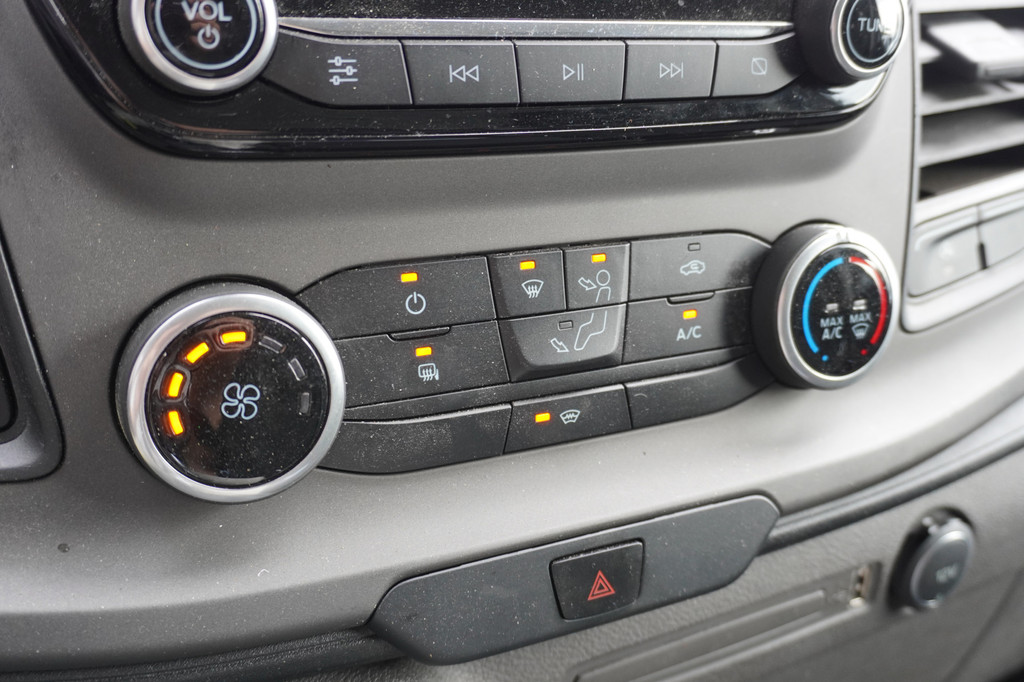 Ford Transit Custom 2.0 TDCI 130PK L2 - EURO 6 - Airco - Navi - Cruise - ⬠13.900,- Excl. 9