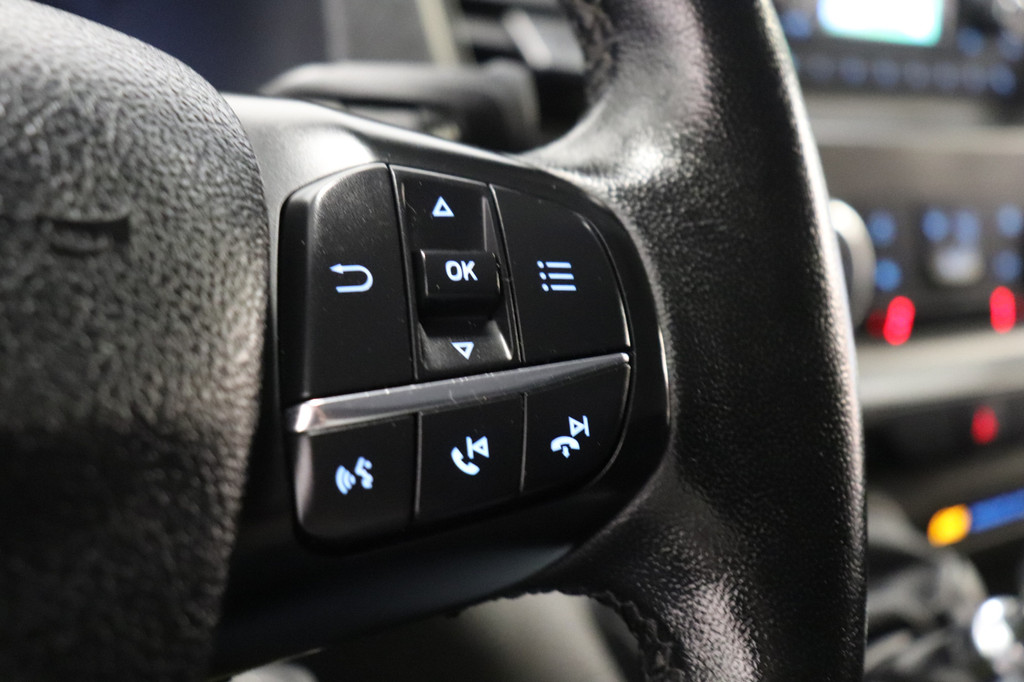 Ford Transit Custom 2.0 TDCI 130PK L2 2x Schuifdeur EURO 6 - Airco - Cruise - Trekhaak - â¬12.950,- Excl. 18