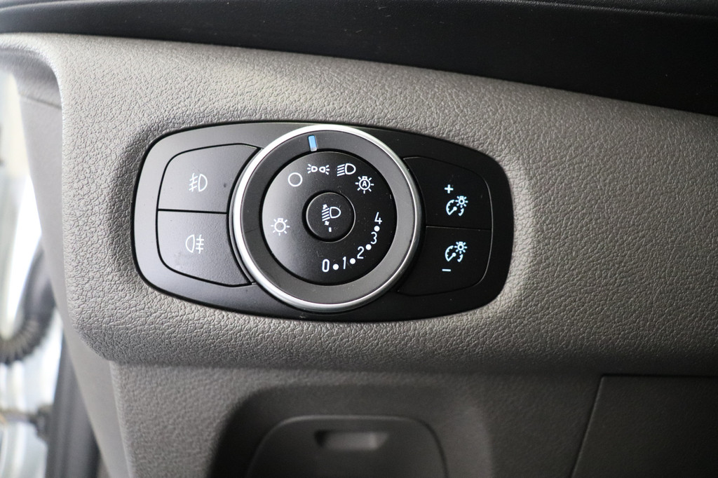 Ford Transit Custom 2.0 TDCI 130PK L2 Automaat EURO 6 - Airco - Cruise - PDC - ⬠16.950,- Excl. 19